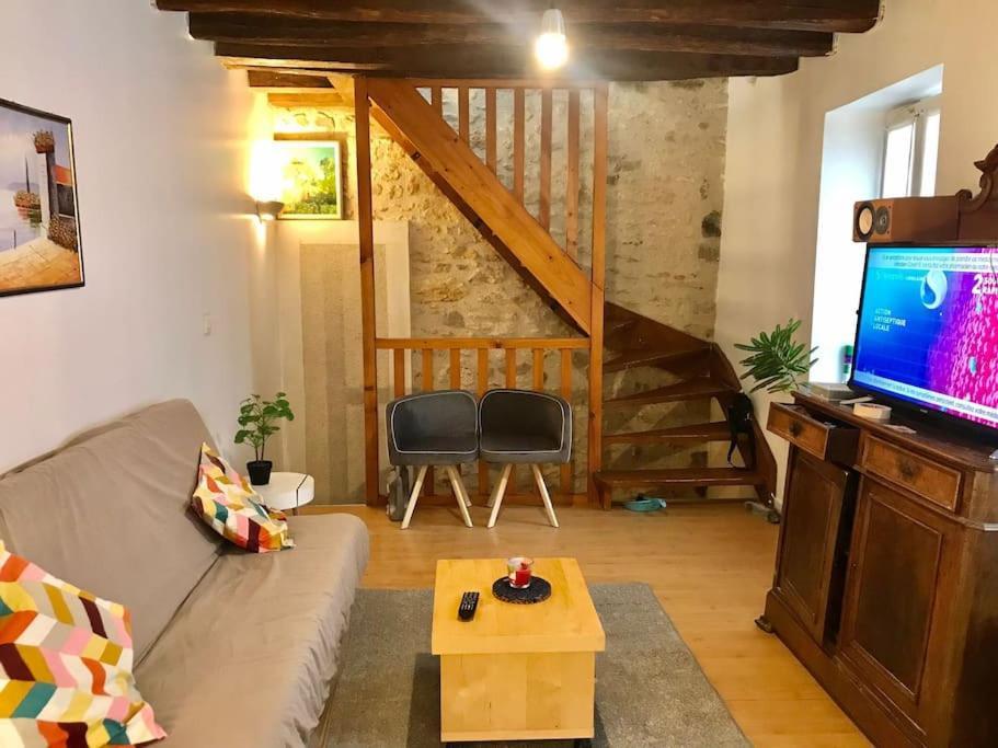 Lovely Duplex In The Center Of Fontainebleau Exteriör bild